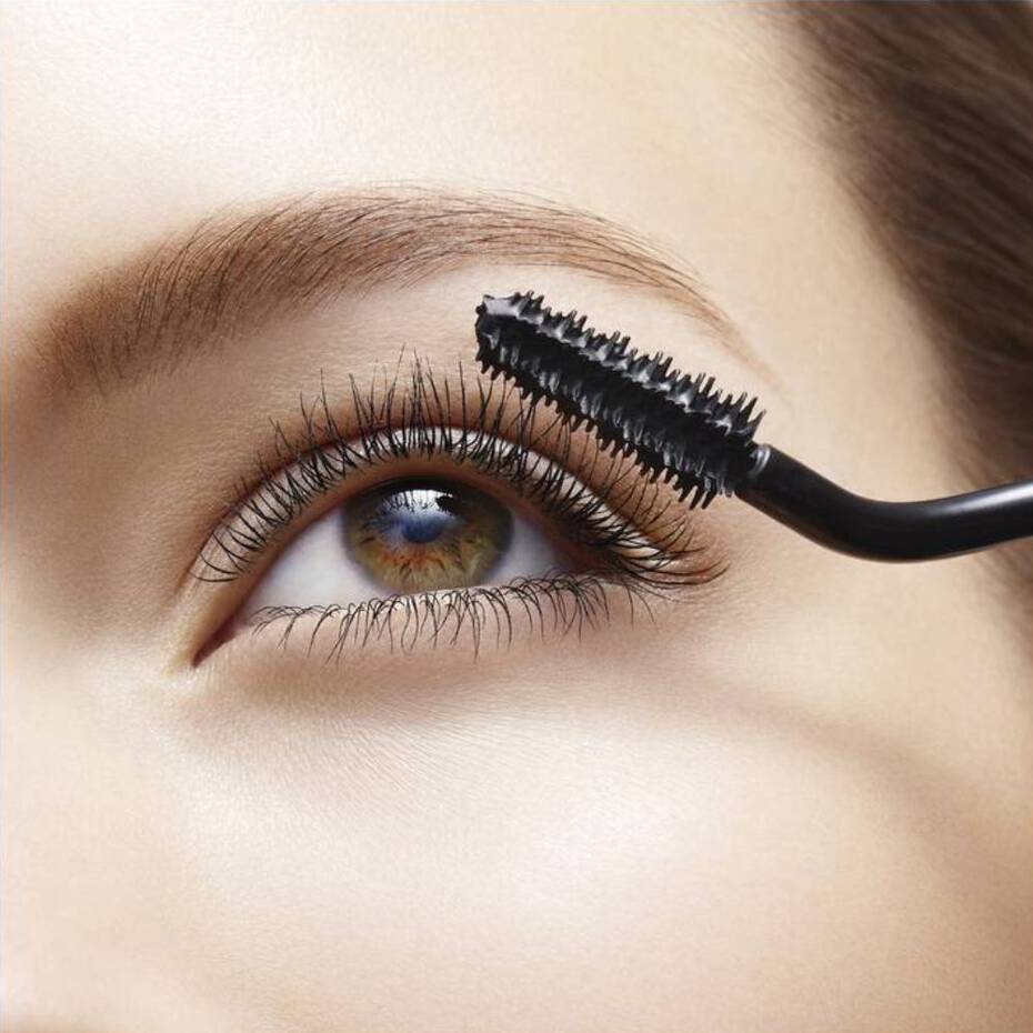 Lancome Grandiose Wide Angle Mascara, 01 Noir Mirfique osbshop.pk