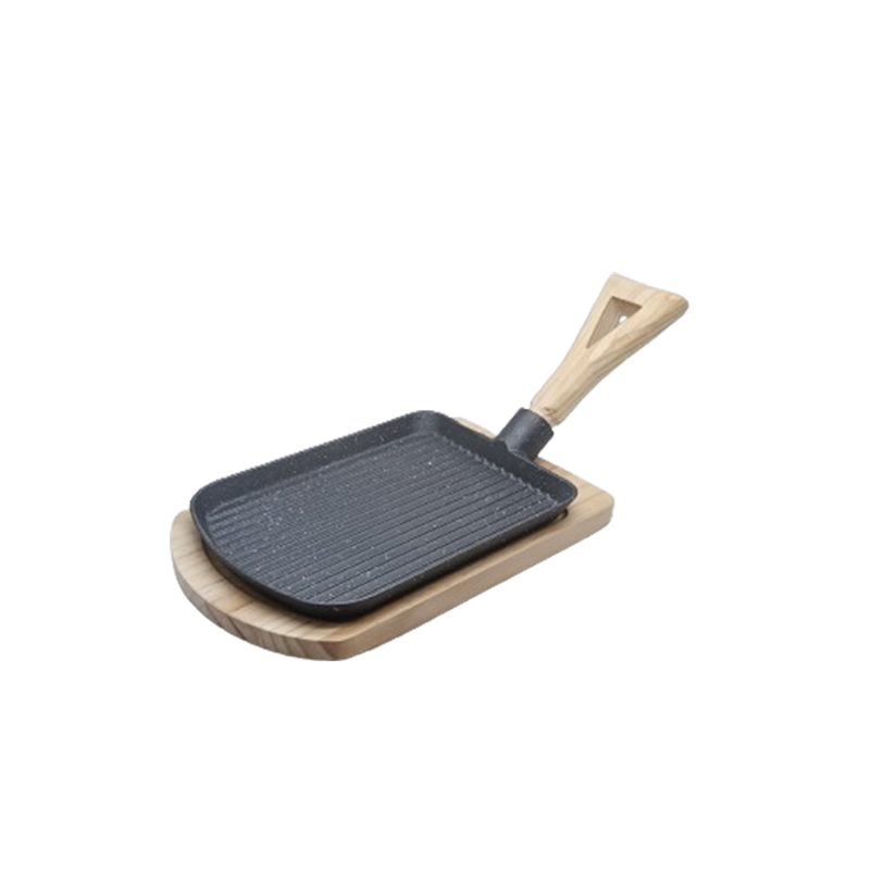 Cast Iron Sizzler With Wooden Base