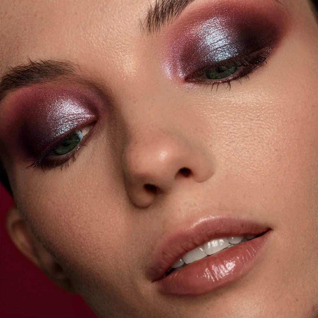Lamel 16 Shades Of Burgundy Eyeshadow Palette 16-4 16gm osbshop.pk