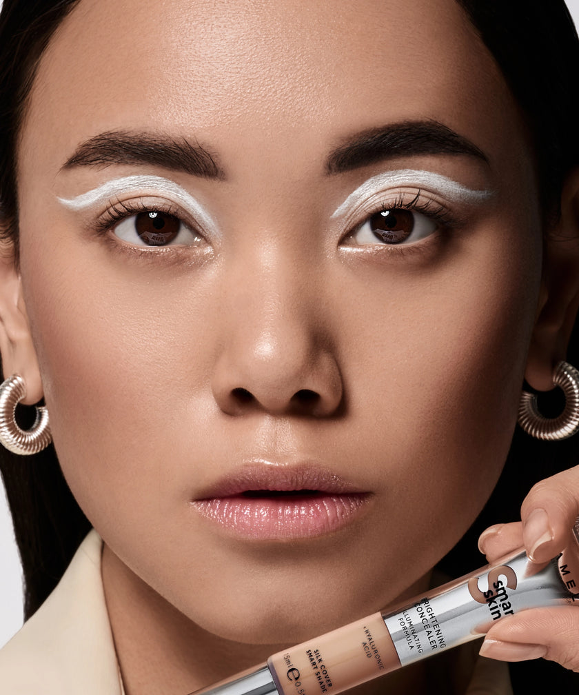 Lamel Smart Skin Brightening Concealer With Hyaluronic Acid, 403 Light Medium